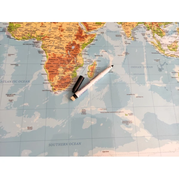 Suchościeralna Mapa ŚWIATA A0 naklejana 119x84cm