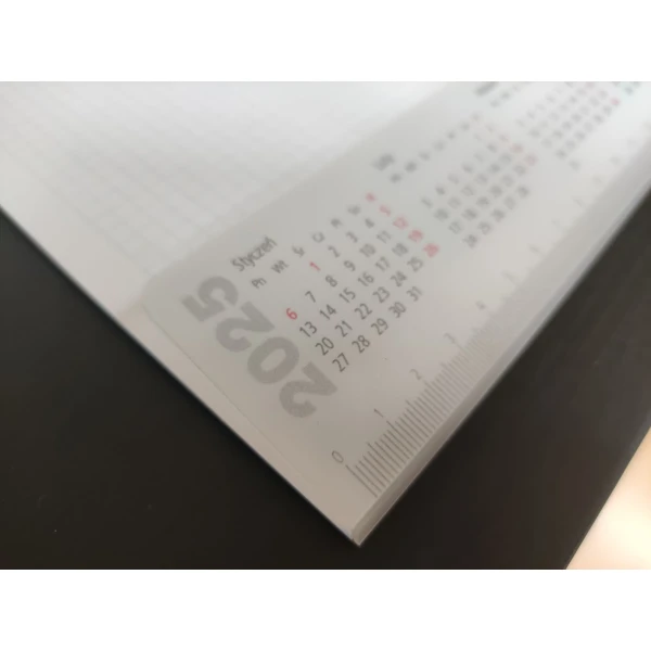 Biuwar z listwą, na listwie kalendzrz 2025